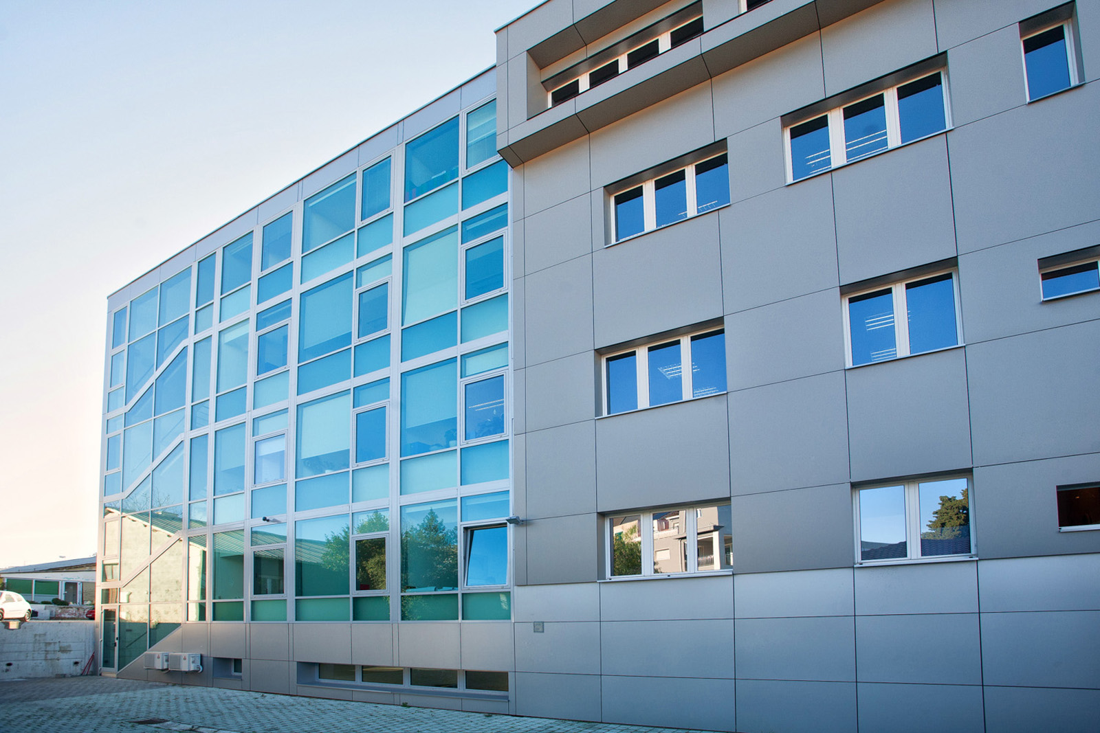 005 - Poslovna zgrada Hrvatskih voda u Splitu