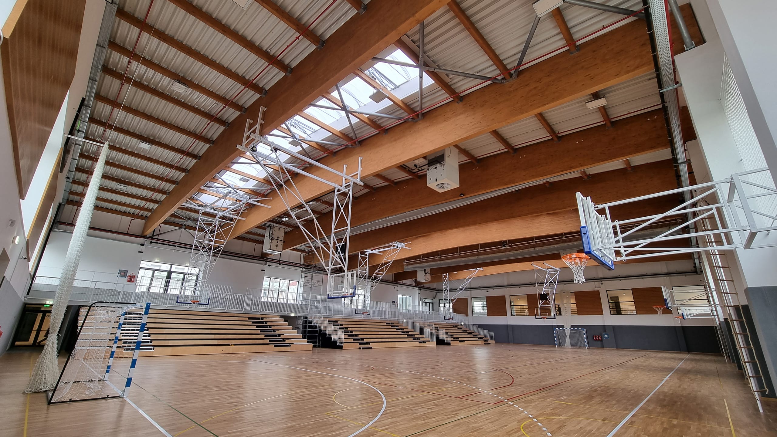 Sportska dvorana OŠ D. Domjanića, Zagreb (unutra)